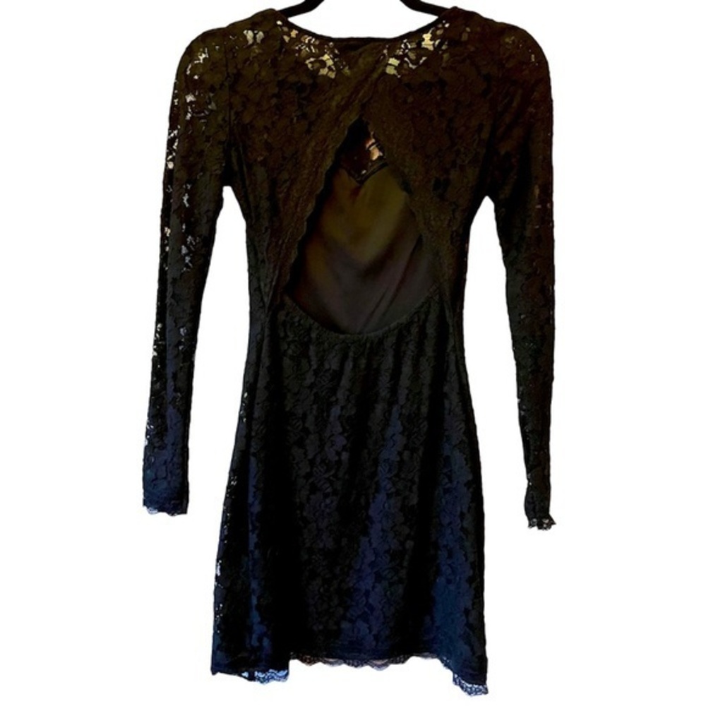 ❄️ 5/$25 Express Black Lace Overlay‎ Open Back Cocktail Dress XS - Picture 4 of 8